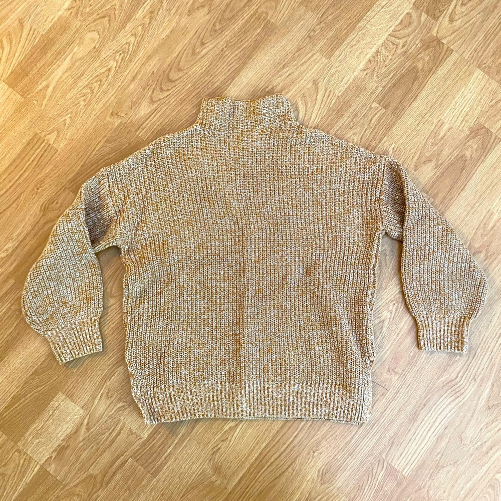 Cozy Fall Sweater 🍁